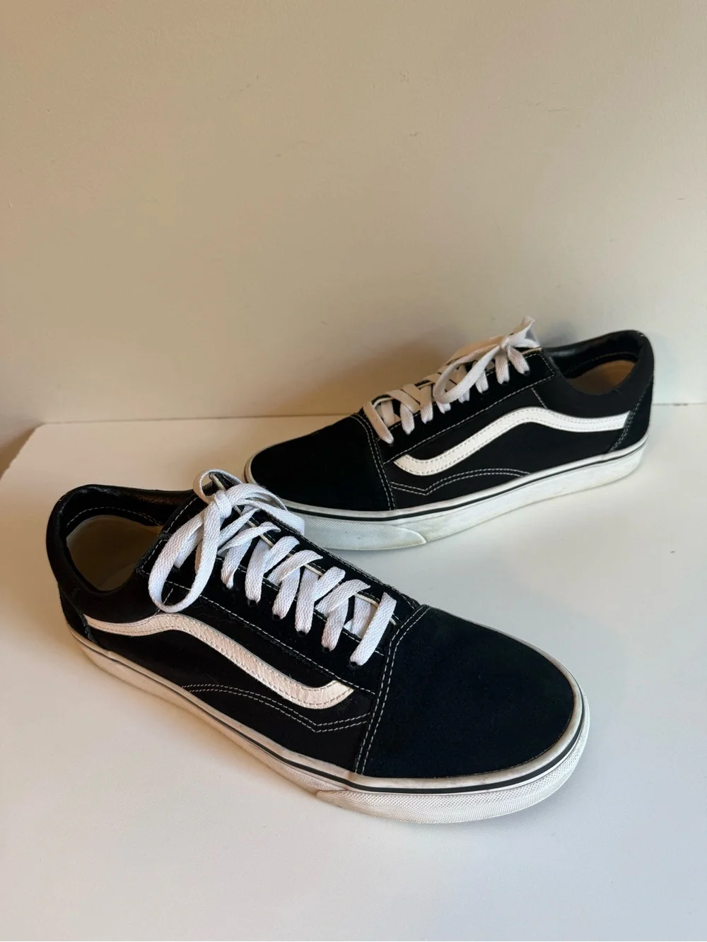 Vans Old Skool Black White Suede Canvas Skate Sneakers Men’s Size 11